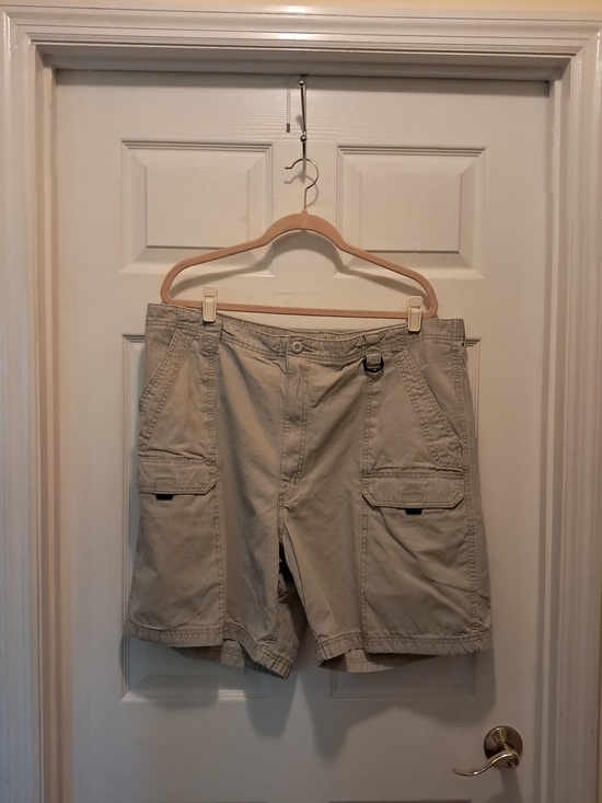 Wrangler Other - Wrangler Men's Cargo Shorts - Beige Utility Style Size 44